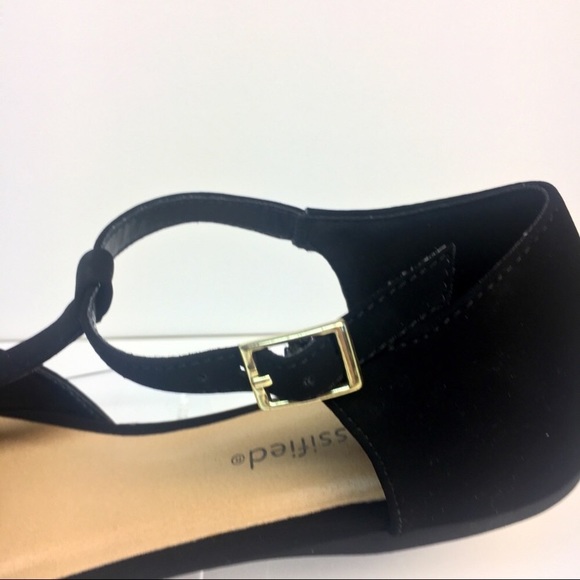 Last 2! Black T-Strap Flats Faux Suede Pointed Toe - Picture 6 of 8